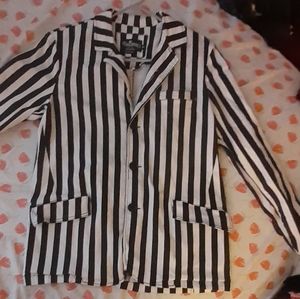 Striped b&w blazer